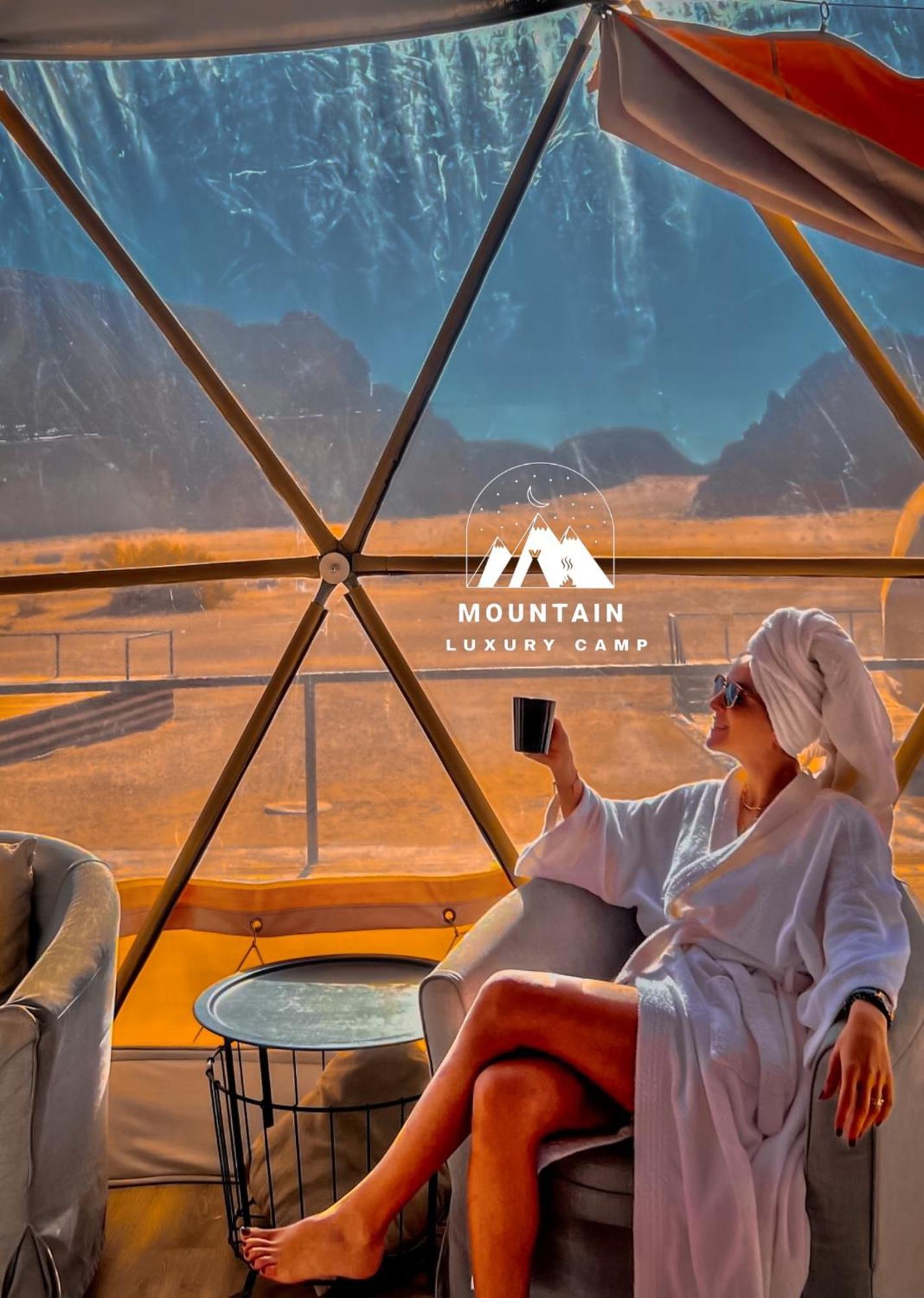 ワディ ・ラム Rum Mountain Luxury Campアパートホテル エクステリア 写真
