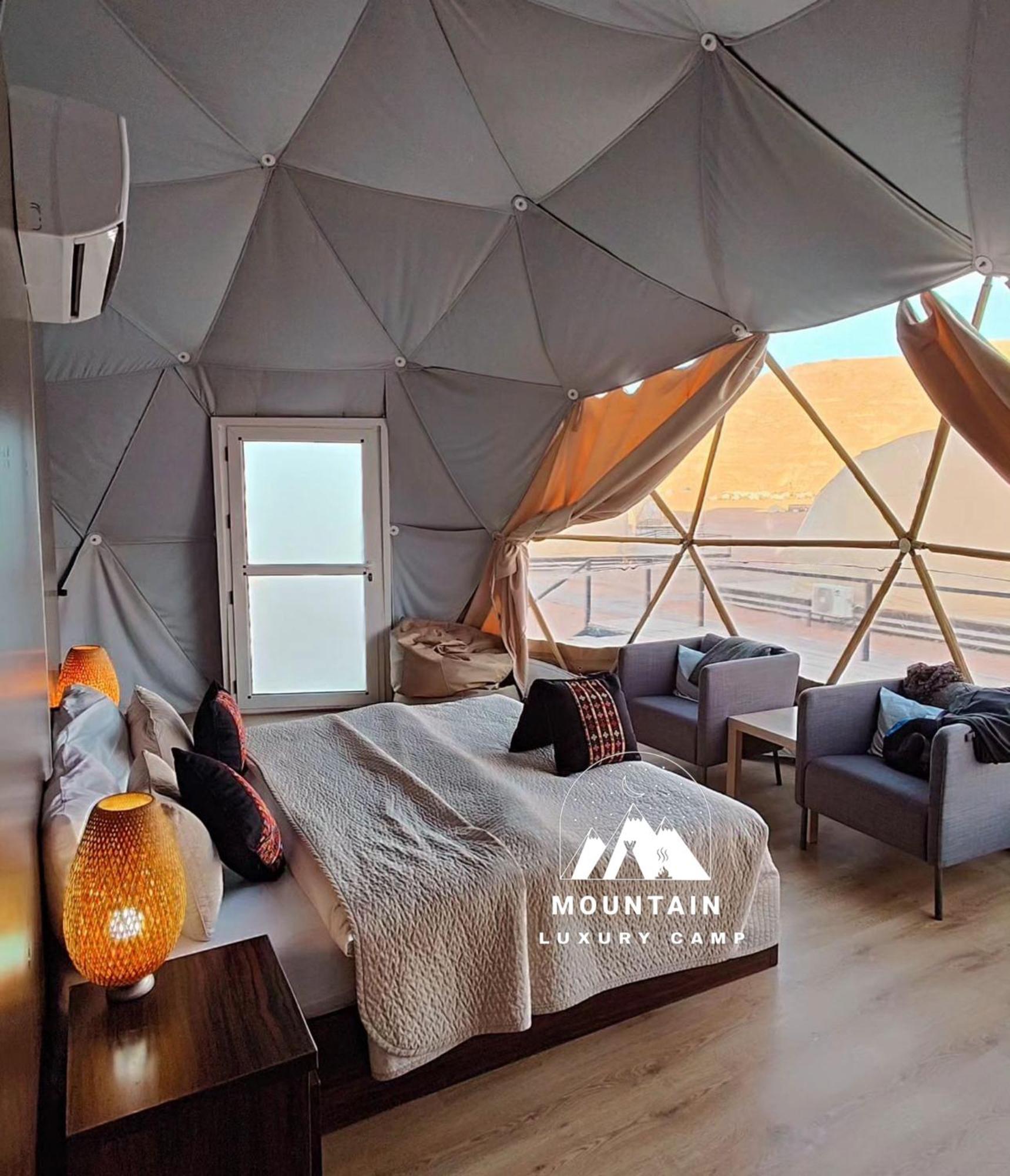 ワディ ・ラム Rum Mountain Luxury Campアパートホテル エクステリア 写真